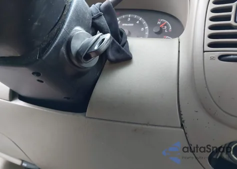 2001 Ford F-150 Harley-Davidson Edition/King Ranch Edition/Lariat/Xlt из США, поврежденный, VIN 1FTRW07W01KE02770